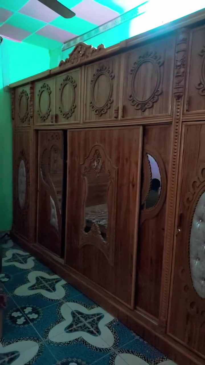 فتح وتنصيب وصيانة وصبغ جميع انواع الغرف 🪛🛠 واتس اب: ***********
