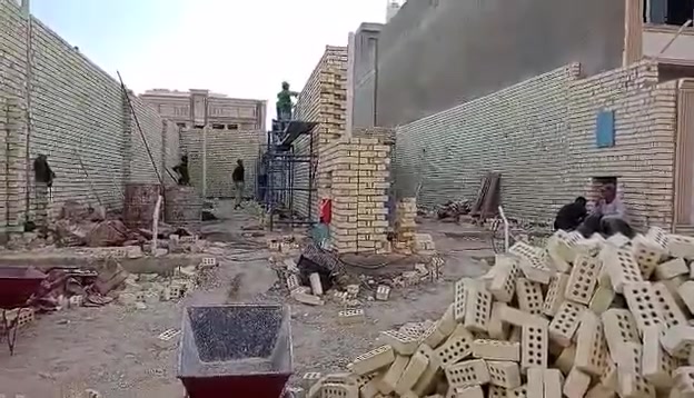 السلام عليكم كادر خلفات بناء مصري شغل درجة اولى اسعار مناسبه للجميع رقم الواتساب ***********@
