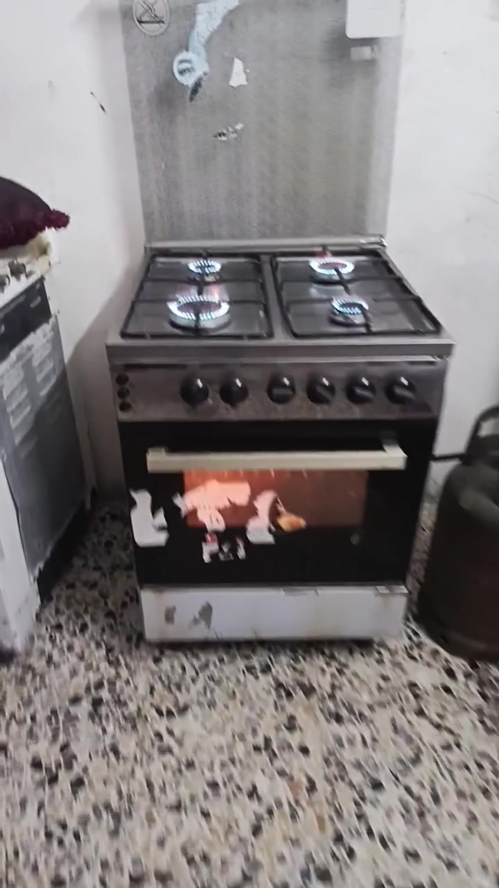 طباخ فريش 
شغاله 
سعر 75
مكان مدينه الصدر 
تواصل واتساب 
***********
