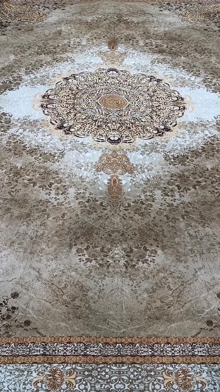 مفرش كلاودي • ٣×٤ • ثقيل