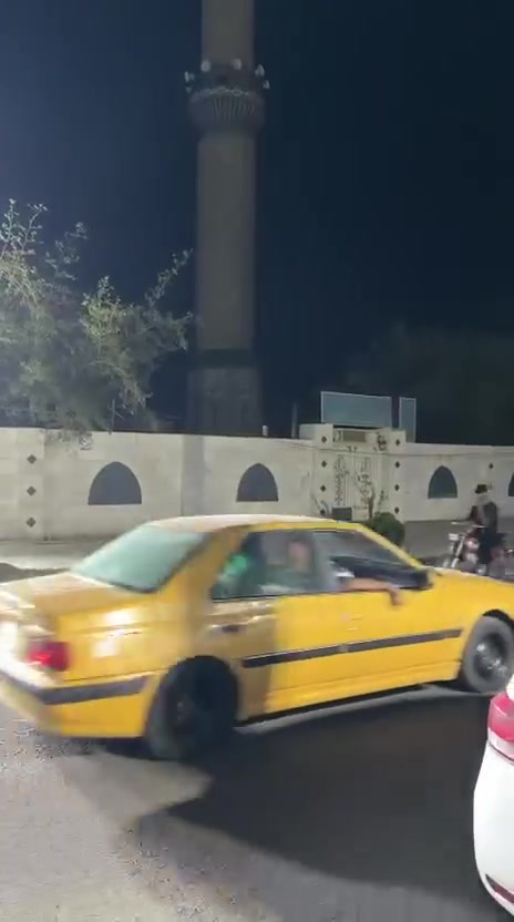 السلام عليكم محل ملابس للبيع الماجديه شارع الملعب مقابيل جامع الثقلين 《***********》
