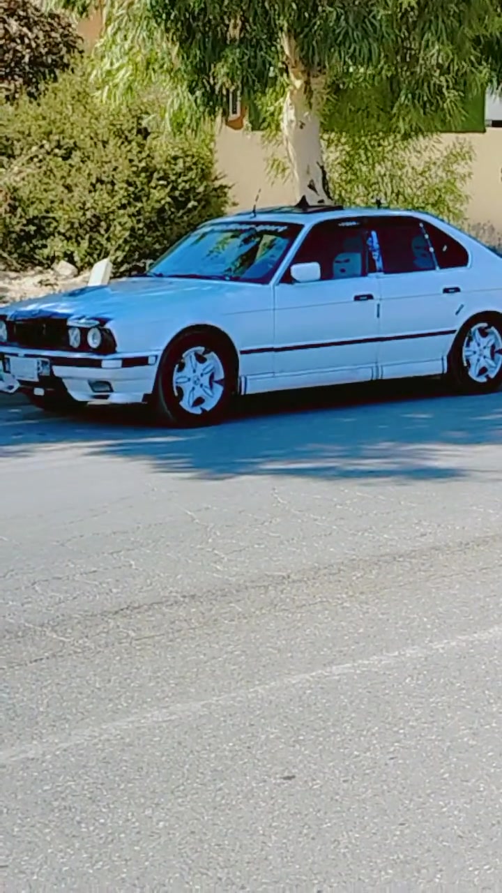 BMW525 كير عادي محرك كبس موديل  1992 سنويه   9 رقم انكليزي الجديد كوبون بيها.. ترهم نقد وقسط   مقدمه  بسمي سنويه رقم نينوى
*********** ..*********** سياره موصل ايمن رقم جديد مسطره بسمي
