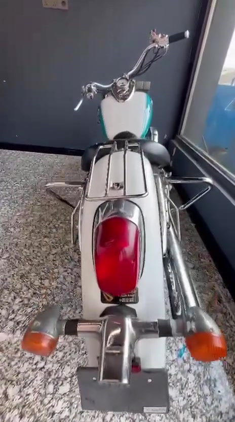 السلام عليگم احبتي،🫂
Honda Shadow 400cc
قطعه جدا جدا جدا نظيفه. مغلفه نانو $300. اجود انواع تغليف
نقل متوفر البغداد.  اخوكم سيد مهدي الهاتف..***********
،،،،،،***********. البصره ،🫀
