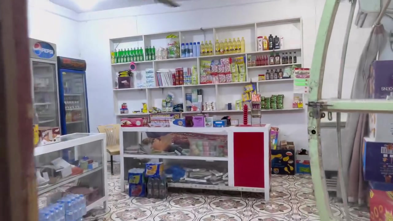 للايجار • ركن غذائية • يطل ع ٣ مدارس