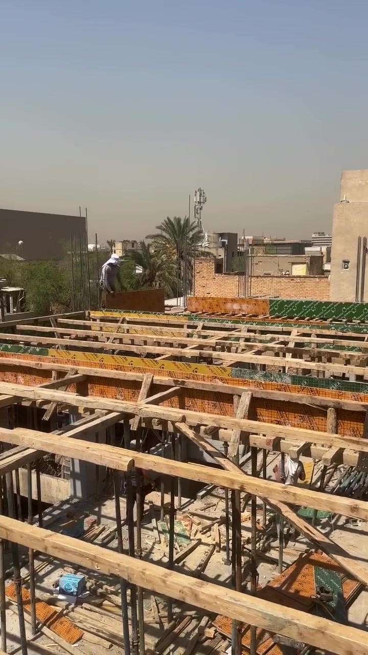 سلام عليكم نعمل كافة انواع النجارة وتسليح وصب شغل حترافي درجة اولا والتزام بل مواعيد كادر متكامل وسريعين الستفسار *********** بدارة حسين النجار
