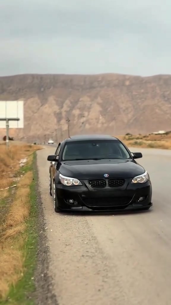 بي ام دبليو • بدون تفاصيل