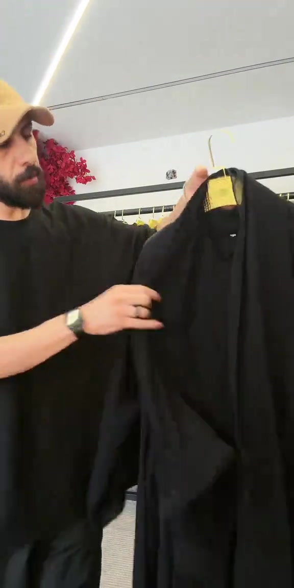 ملابس