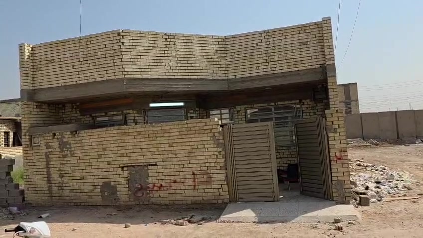 بيت للبيع م 15طابق واحد مثل مموضح بلفديو شارع خط النفط
