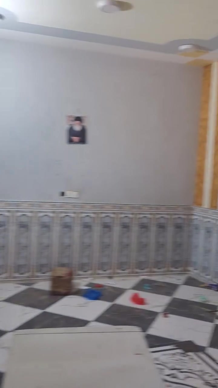 ياالله ياالله
السلام عليكم بيت البيع في حي المختار قرب إفران الكراده ويبعد عن الشارع يا حسين بيت واحد مساحة البيت 100 متر طابو أسهم يتحول بسمك ديوانيه 4*6 الصاله 3*5 غرفه 4*5 والمطبخ 4*4 ومنور وسطح شتايكر ستارة مترين  الرقم ***********

