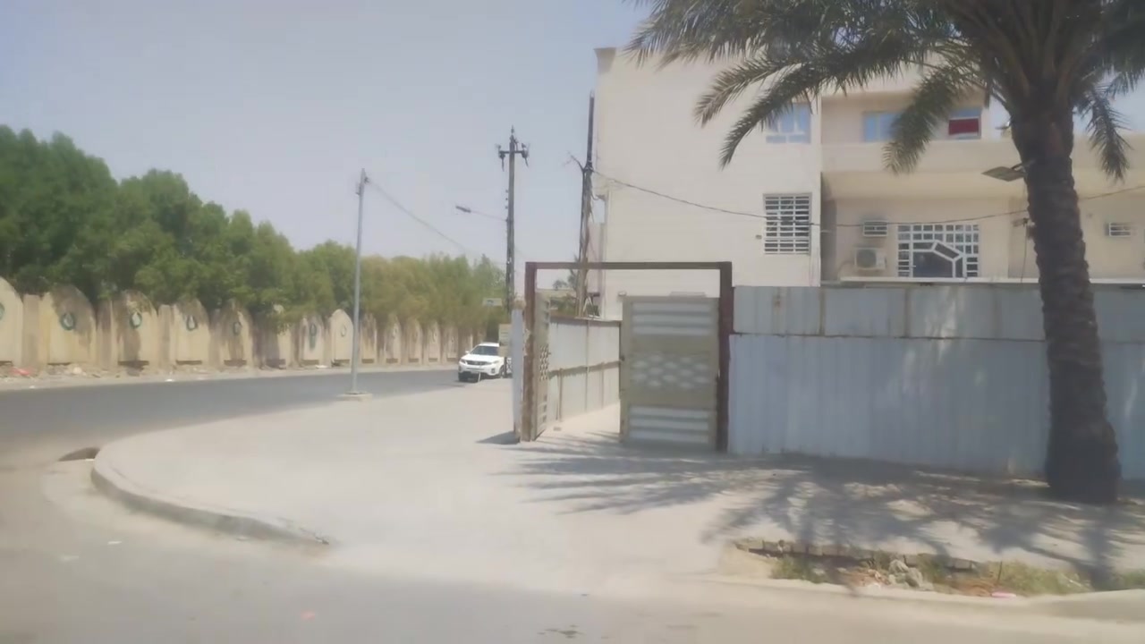 سلام وعليكم  بيت معا عماره لبيع البيت مساحته 130ولعماره 70  متر شغل درج اوله كدامه تشجير من ضمن البيت 400 متر ايجاراته 3500 مليون موقعه الثعالبه شارع البانزيخانه ركن علا شارعين بدايت المنطقه كبال البانزيخانه رقم صاحب  الدار ***********
سلام وعليكم  بيت معا عماره لبيع البيت مساحته 130ولعماره 70  متر شغل درج اوله كدامه تشجير من ضمن البيت 400 متر ايجاراته 3500 مليون موقعه الثعالبه شارع البانزيخانه ركن علا شارعين بدايت المنطقه كبال البانزيخانه رقم صاحب  الدار ***********
