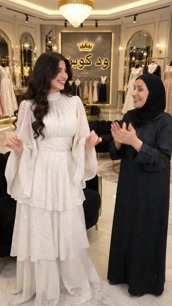 ملابس • للبيع