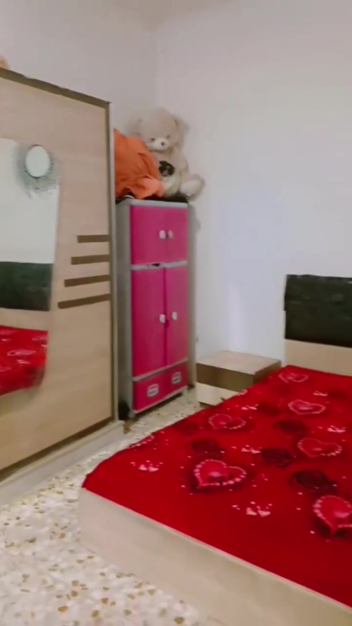 مرحبا غراض للبيع  مستعجلين عل بيعه  بسبب السفر
***********
***********
@إشارة
