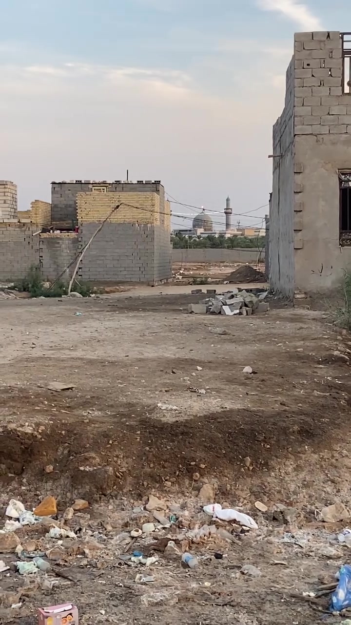 ٢٠٠م • سند ٢٥ • مقابيل عون