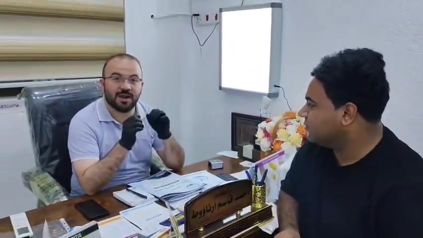 السلام عليكم 

سجاد احد مراجعين العيادة من اهالي القاسم 
كان يعاني من الالام شديدة بالظهر وتنمل بالاطراف 
بحيث ماكدر يستمر باعمالة اليومية ومأثر على نومة 
ومراجعة اكثر من طبيب اختصاصات متعددة وماستفاد بالصورة المطلوبة 
بعد الفحص السريري واجراء الرنين تبين وجود انزلاق فقاري متعدد وضاغط على الاعصاب
بعد التشخيص وبعض العلاجات الدوائية والعلاج الطبيعي والتزام المريض بالتمارين والتعليمات
بعد فترة اسبوع اختفى الالم والتنمل بالاطراف 
ورجع المريض لشغلة اليومي
ف دائما ننصح مرضانا بزيارة الطبيب المختص المناسب
والتزامهم بالتعلميات والعلاج 

صحة وعافية لجميع مرضانا ان شاء الله

د احمد قاسم حسن ارناؤوط 
امراض المفاصل والفقرات والروماتزم

لحجز والاستفسار الاتصال على الرقم
***********

#انزلاق_الفقرات
#التهاب_الاعصاب_المحيطية
