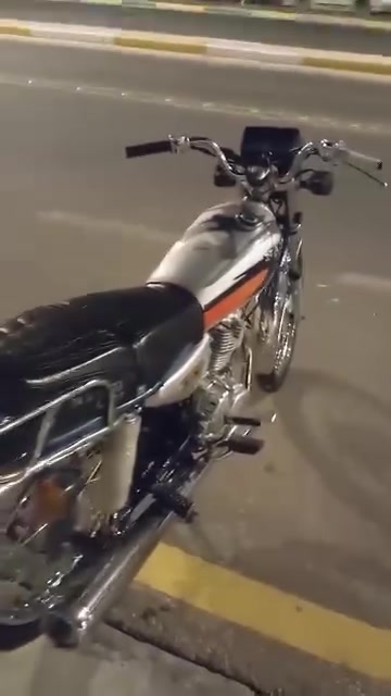 دراجة اربعه كير اوراق اصولي موديل 21 مكينه ممفتوحة جداً نظيفة الدراجة معمرة تعمير درجة اولى كل نقص مابيها سعرها 800 مكاني شارع الدرة 
***********
