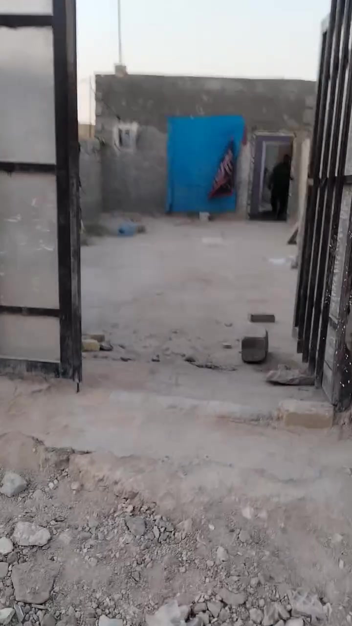 بيت لبيع مساحته 100 متر واجه 5 ونزال 20 سند زراعي 25
بي غرفه وصاله
شارعه 6متر
بيت نضيف
سعر 15وبي
مكان بابل الحمزه الغربي حي بابل
***********
