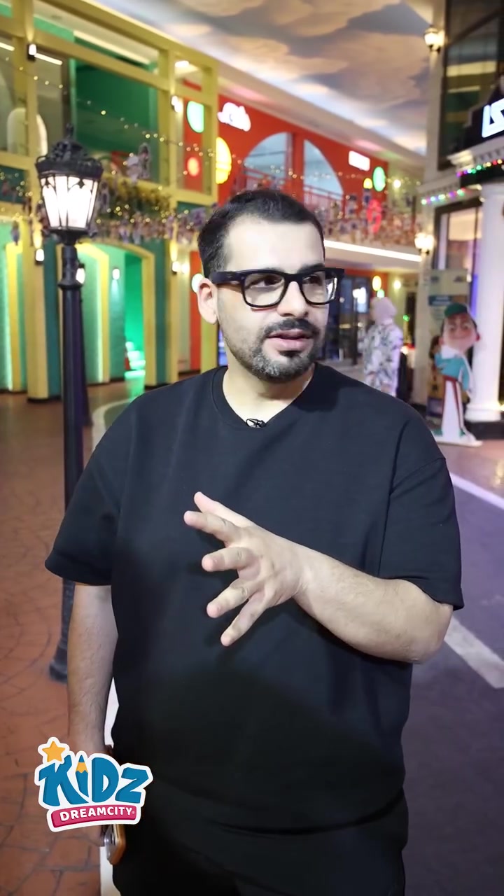 😱 شنو رأي الأستاذ المبدع  محمد الحداد - Mohammed Alhaddad بمدينة حلم الأطفال؟! زارها ويه عائلته والجواب فاجأنا! 🔥

من أول خطوة بالمدينة… بدأت الجولة 👀❤️
ألعاب، مهن، تجارب، ضحك وأجواء تخلي الطفل يعيش حلمه وهو بعده صغير! 🎮👨‍⚕️👨‍🚒✈️🎭

بس السؤال اللي الكل ينتظره… 👇
شنو رأي محمد الحداد بالمدينة؟ 🤔🔥
وشنو أكثر شي لفت انتباهه وأطفاله؟

🎥 شوفوا الزيارة للنهاية… وردّة الفعل تحچي! 😍🔥

📍 مدينة حلم الأطفال – بغداد / شارع فلسطين
📲 للاستفسار والواتساب: ***********

#محمد_الحداد #مدينة_حلم_الأطفال #بغداد #العراق #أطفال #عائلة #ترفيه_وتعليم #محمد#
