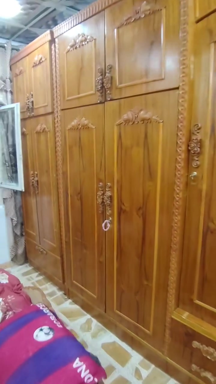 عندي غرفه محلق لبيع صاج ثقيل لبيع 750غرفه 5 في 3 محتاج تبيعه والله مستعجل عل بيعه والله @إشارة ***********
***********
