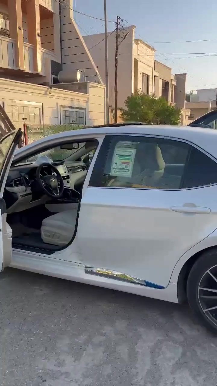 كامري خليجي هايبرد  2024 فئة GLE 
فول مواصفات بصمة سلايد فتحة سقف 

ماشية 40 الف 

بدون ضرر بدون صبغ من الدعامية للدعامية 

المواصفات 
فتحة 
بصمة 
تحكم ستيرن جهتين 
سايد بريك دكمة 
نظام سبورت 
نظام ايكو 
نظام Apple CarPlay و اندروين اوتو 
شاحن موبايل لاسلكي
برده خلفيه كهرباء 
حساسات امامية + خلفية
مري شفط كهرباء 
اشاير بالمري 
قطعتين تبريد 
شاشة كبيرة
كامرة خلفية دوارة
مكينة 4 سلندر 2500
لايت زنون 
لد امامي 
بلوجكتور زنون 
ويل كب كروم 18
كشن كهرباء 
داخل بيجي 
اناره داخليه LED
مانع انزلاق
وبيها بعد مواصفات 
مكانها الانبار رمادي 
السعر  240 وبيه مجال بسيط 
الرقم ***********

