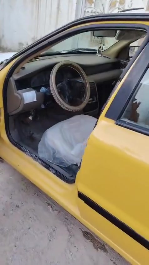 السلام عليكم سمند للبيع بيه نواقص بصيطه سياره كلش حلوه للبيع مكاني نجف راعيه يمي يداور السعر 15مجال بصيييط ***********
