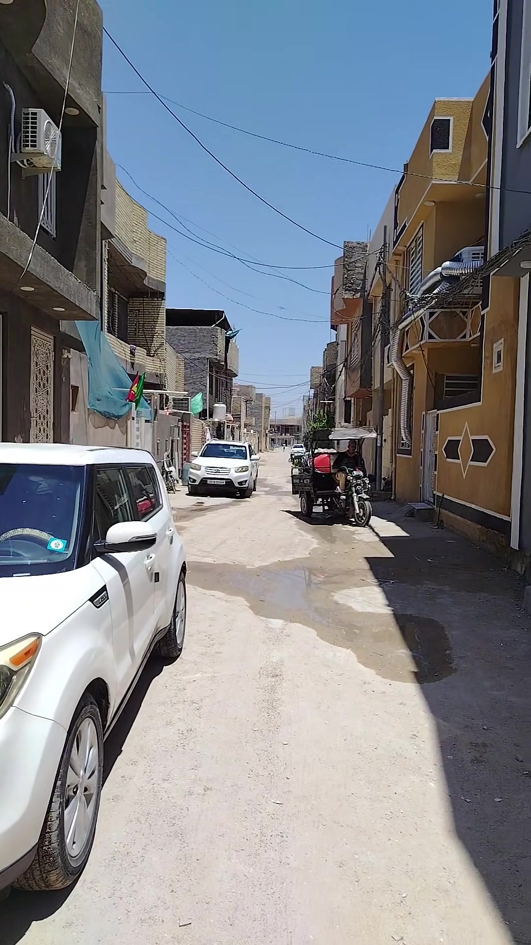 بيت ٥٠م الاجار كربلاء طريق البوبيات عمودي ١٠٤ بيت نظيف شارع تبليط وكل شي موضح بل التصوير آجاره ٣٠٠ ألف قفل الاتصال ***********
