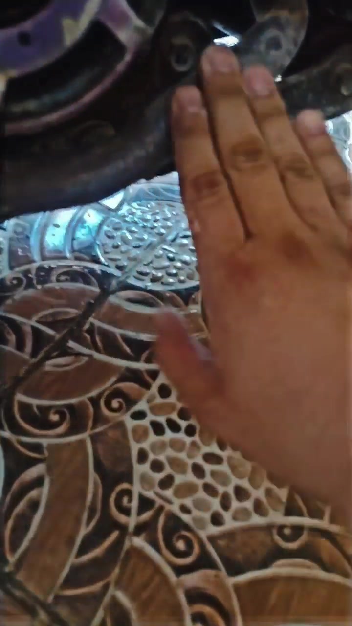 دراجه منغولي للبيع مكينه ما مفتوحه دراجة نشطه تشتغل سلف نكره وحده وهندر هم تشتغل  كهربائيات شغاله بس البك لايك الكلوب عطلان وعداد السرعه السعر 500وبي مجال  مكاني بغداد جسر ديالى القديم شارع المخازن قرب اسواق علي طالب.
