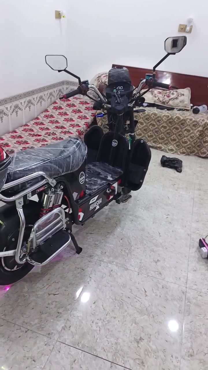 ماطور كهربائي • بطاريات • شغال