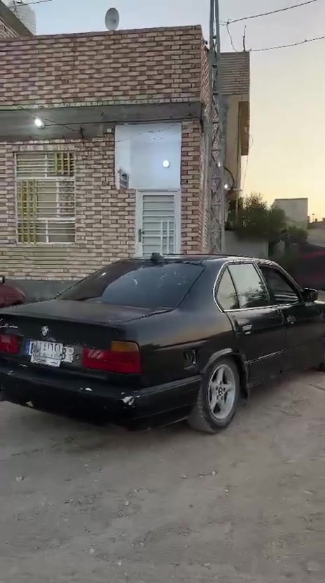بيع مستعجل
السعر 22ورقه قفل
بي ام 535
محرك مفتوح
كير عادي 
كشنات كهرباء
راعيهه يريد مداور
مكانهه نجف 
***********
