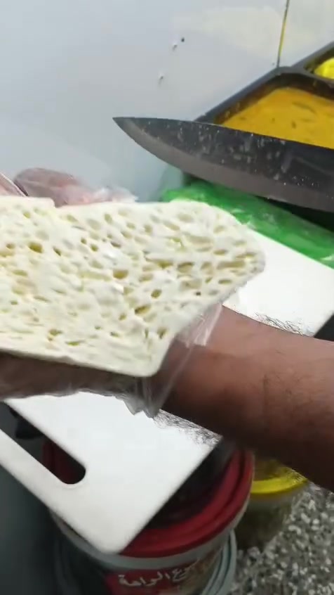 السلام وعليكم من رخصت الادمن تعلن طرشي والبان زيتونه انتقاله إلى شهداء البياع سوك رضا مقابل ابو احمد المضمد اهلا وسهلا بكم الرقم الهاتف ***********

