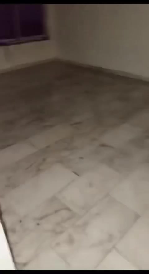 قرب جامع حميد المرعي • ٤ غرف نوم • ٢ حمامات