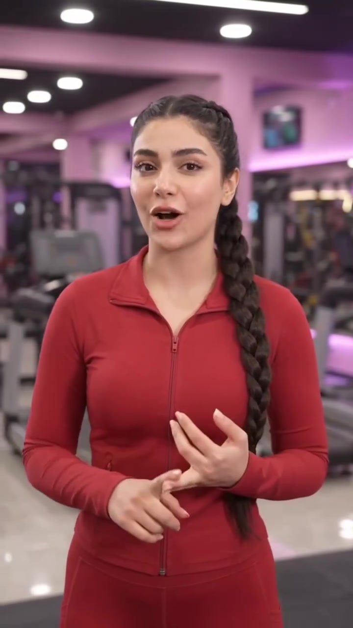 🔥 5 أخطاء ممكن تمنعج من النتيجة رغم تعبج بالجِم!

1️⃣ تتمرنين بسرعة وبدون تحكم بالحركة.
2️⃣ تستخدمين نفس الوزن والتكرارات دائماً.
3️⃣ تعتمدين على الكارديو وتتركين تمارين المقاومة.
4️⃣ تعتبرين التمرين تعويض عن الأكل العشوائي 😅
5️⃣ ما تعطين جسمج وقت كافي للراحة والاستشفاء.

👑 تذكري: النتيجة مو بس تعب بالجِم… هي تمرين صح + أكل متوازن + راحة + استمرارية.

شنو أكثر نقطة تحسين تحتاجين تشتغلين عليها؟ 👀🔥

📞 ***********

📍 بغداد – حي الجهاد – الضباط – شارع 40
قبل مجمع النسيم
 #جمال #جمالك #دايت #دايت_صحي #رقص #رقص_ایرانی #اكسبلور_ضيفونا #ترند #ترند_السعودية #ترندات #ذكاء_اصطناعي #ذوق 🏢 يوجد مصعد
