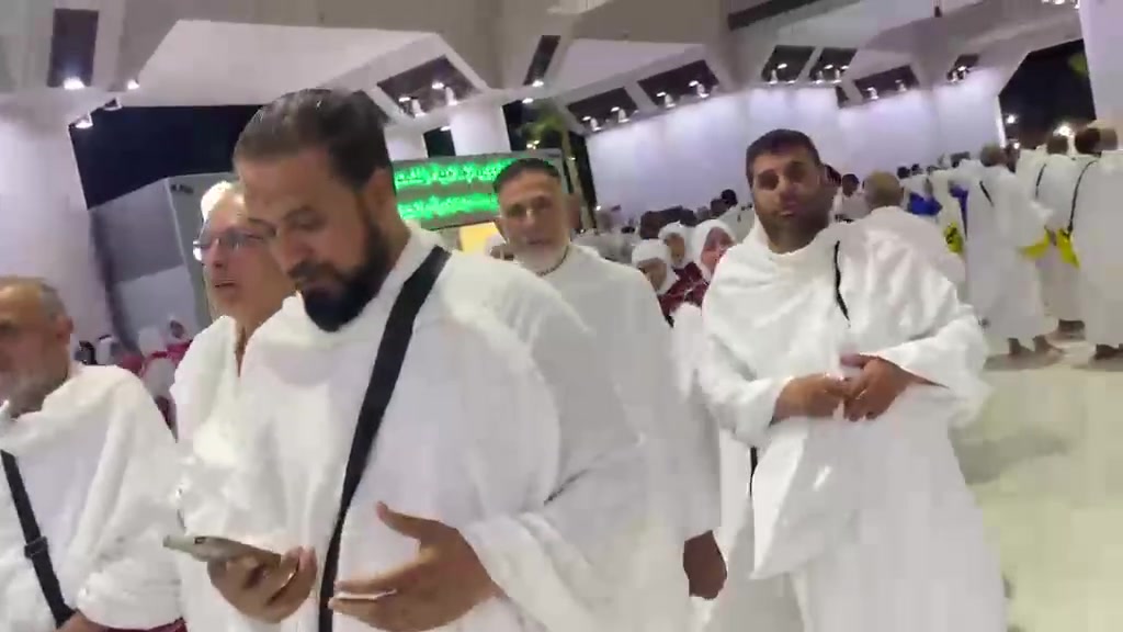 تعلن #حملةالباقر
التسجيل لرحلات العمرة المتميزة، 

حيث نضمن لكم الراحة والخدمة التي تليق بضيوف الرحمن.
 مواعيد انطلاق الرحلات:

🛫 الرحلة: 11 / 09 
🕌 الـسـكـن والـخـدمـات:
🌟 المدينة المنورة (2 أيام): المنطقة المركزية
🌟 مكة المكرمة (8 أيام): محبس الجن
⭐ المميزات المشمولة بالبرنامج:
🍽️ الوجبات: 3 وجبات يومية (فطور • غداء • عشاء)
👳‍♂️ الإرشاد الديني: مرشد متخصص يرافق الحملة طيلة فترة الرحلة: #الشيخ علي القرغولي
🎁 هدية كل معتمر: (ملابس إحرام • حقيبة سفر كبيرة • حقيبة كتف • شفقة • وشاح • كتيب المناسك)
📋 المستمسكات المطلوبة للتسجيل:
📄 جواز سفر نافذ
📸 صورة شخصية بخلفية بيضاء
📍 عنوان 
الناصرية :قضاء النصر الصوب الكبير مقابل (مصرف الرافدين) 
📞 للحجز والاستفسار:
📱 ***********
📱 *********** 
سارعوا بالحجز فالأماكن محدودة! 🤲✨

