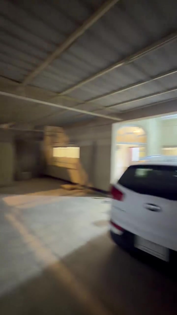 بيت للإيجار مثل ماموضح بل فيديو سعر مليون وربع قفل جنينه الشارع الفاصل بين البهو والمصلحه رقم الهاتف :***********
