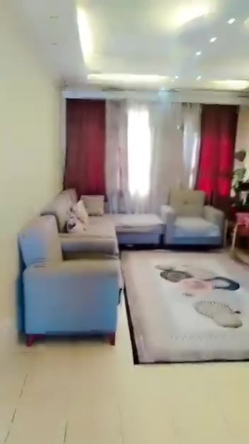 شقه طابق سادس مجمع B2 واصل 40 مليون مع اثاث وديكورات 79 قسط 410 مطلوبه 3 اشهر
