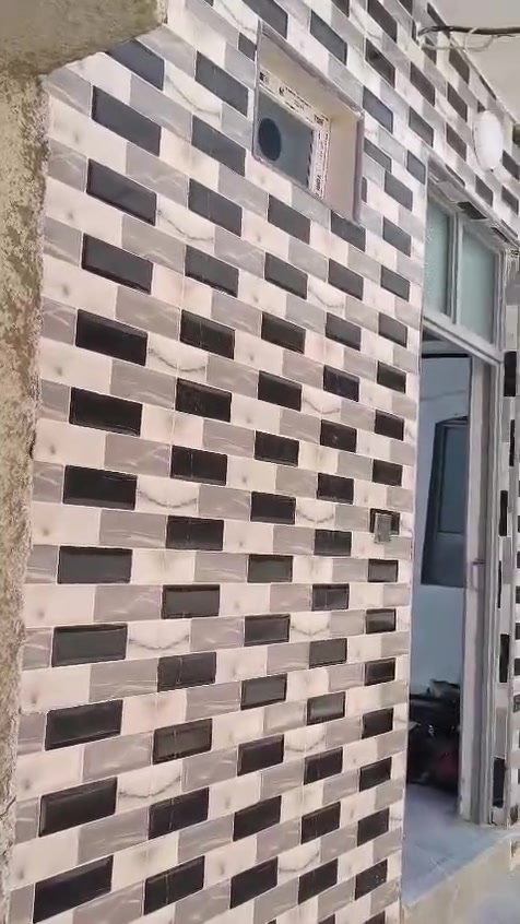 دار معروض للبيع في منطقه حمام المنقوشه المساحة 120متر يتكون من 4غرف نوم ومشتملات الاتصال على الارقام ***********=***********=الدلال أبو حمزه
