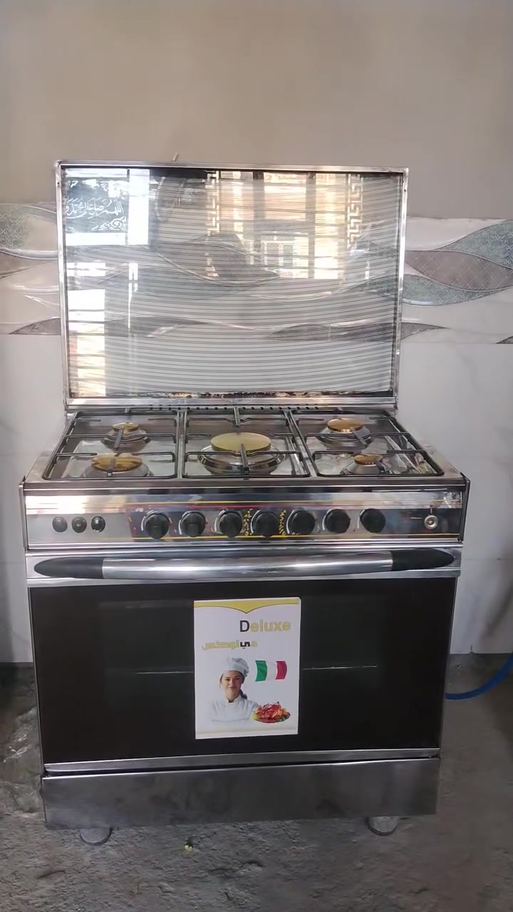 السلام عليكم طباخ اليطالي نضافه.  100بل 100 كامل أفران شوايه سعر الطباخ فقط.  225الف العنوان بعقوبة صناعه الثالثه عل عثمانيه ***********
