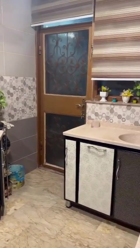 كاونتر للبيع كامل مع ثلاجه وطباخ سعره مليون وبي مجال اللاستفسار على الرقم التالي بي و اتساب
***********
