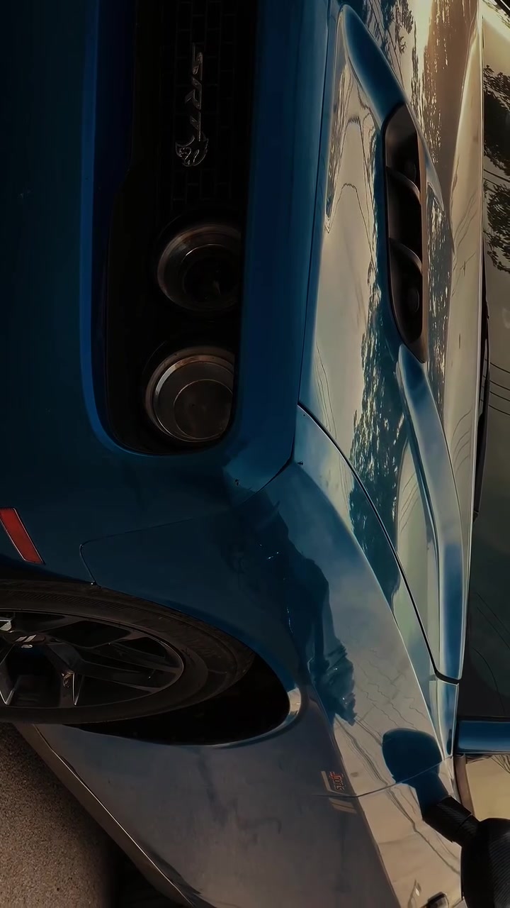 Sxt2015
رقم بغداد انكليزي
فول واصفات
دوشمة جديدة
تخم ويل وتايرات جديد
الكشن كهرباء
المري تدفئة
نقطة عمياء
كشنات تدفئة تبريد
الستيرن تدفئة
تحديث صرف البانزين ومراوح وبانزين عادي

حادث السيارة سرقة قطع واجعات نفسهن
وبالعراق بيه ضربة كد شبر بالجاملغ الامامي 
يحتاجلها بس بوايش وتكحيلات 

سعرها 135 وبي مجال
السيارة بالدجيل تبعد عند بغداد 40 دقيقة 

واتساب
***********
