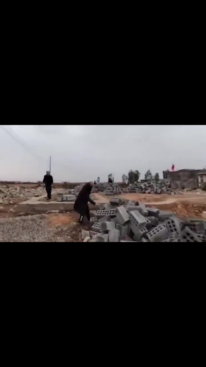 سلام عليكم خلفات بناء بلوك فرمستون شغل درجة اولى والالتزام بالمواعيد كربلاء واتساب أو اتصال ***********

