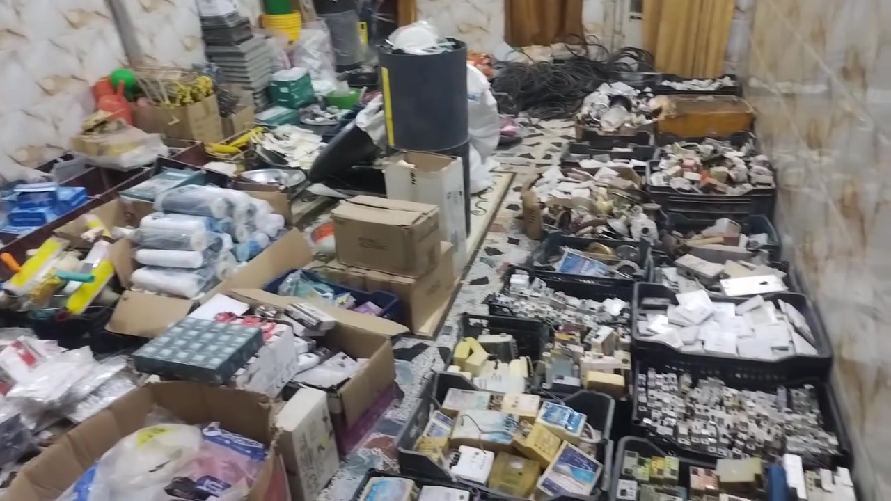 شلعة • ١٥٠٠٠قطعة