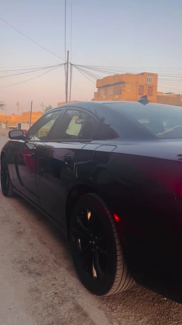 السلام عليكم

جارجر 2017 فئة SXT

السيارة وارد امريكي كلين تايتل 

الموصفات:

- مكينة V6

-شاشة حجم كبير

-ويل كب حجم20

 السعر 175 

***********
