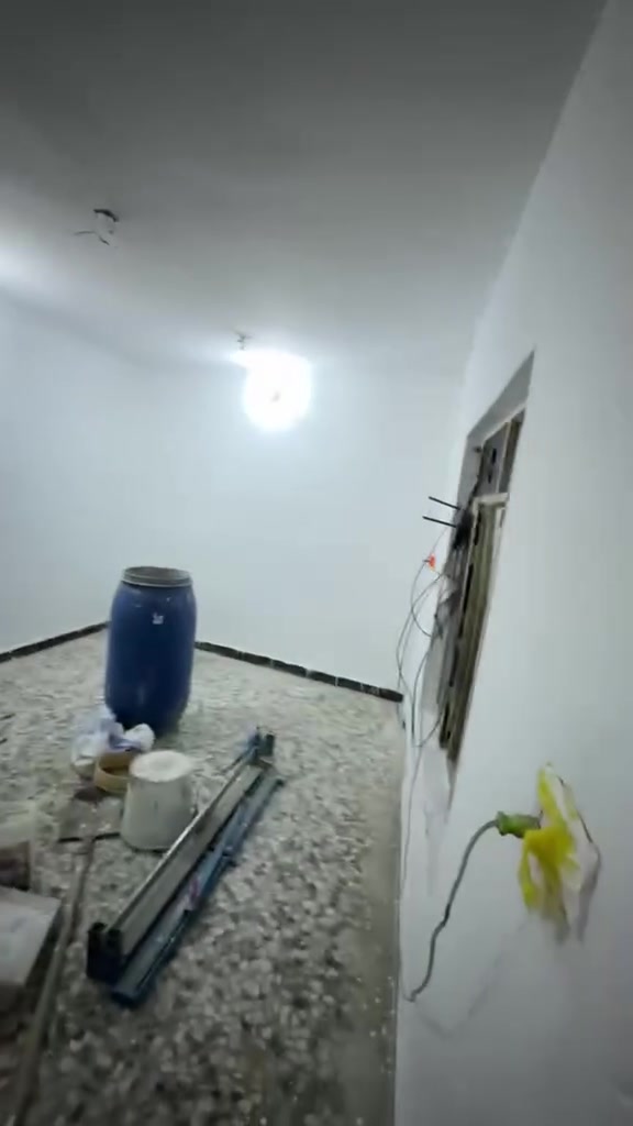 للايجار بيت نضيف وجاهز جميع الخدمات ابو دشير بشارع زراعي  حسينة شريفة بنت الحسن ***********
