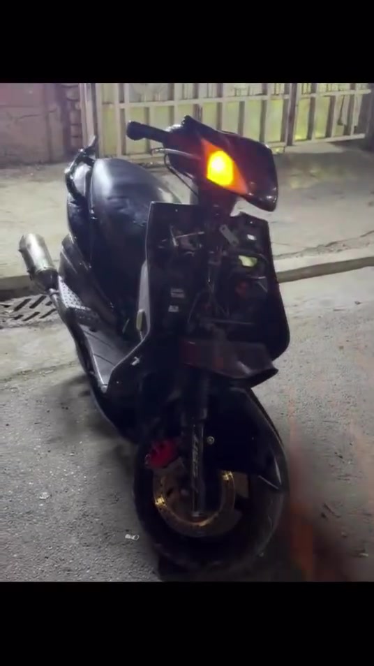 سكنس فحل نوزل
ميكنه 58.5 شك كاع شك شلعه و معدل 
نكرة بكل وقت تخبل الله شاهد علي 
سلف مرات يشتغل مرات لا يردها كتف شحن 
غرضهااا كها موجود من الف لل يا 
كفرات مادزة ما بيه حيل اشد 
صالنصه بوري عدل  صوت بلادي- بلاديه ام الحساس 
سعرها 475 و بيها مجال حك جيه 
*********** 
غراضضض كها كامله عداد شغال 
بك لايت شغلل ما عدة تراش
اذا اكو مراوس جيتي ار أو شي بلادي نضيف
