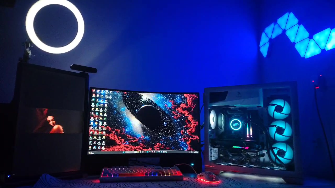 السلام عليكم للبيع 
معالج : 8 3950 R9 كرت : AMD 6600XT 
مذر بورد : MSI TOMAHAWK B550 اور سبلاي : GIGABYTE 1000W رامات : 3200 CORSAIR 32 16x2 تخزين :M.2 1 TB/M.2 512/ HHD 1 TB مبرد مائي : DEEPCO0L 3FAN كيس :P120 CRYSTAL WHITE ندوز : 11 أصلي 
Samsung odyssey G5 2k 165HZ
شاشه ثاني 1080. 60 اطار
سماعة لوجيتك G533 واير لس ماوس ستيل سيريس 3 RIVAL اير لس كيبورد ستيل سيريس 3 APEX سبيكر لوجيتك 7207 بلوتوث مايك خارجي FIFINE A6T جوستك فانتك FANTECH EOS PRO ستاند شاشات ثنائي ماوس باد عدد 1
قطع نظيفة فحص وضمان اي صور للقطع او استفسار متابع تعلیقات او خاص ملاحظة أسعار قابلة للتفاوض للمشتري