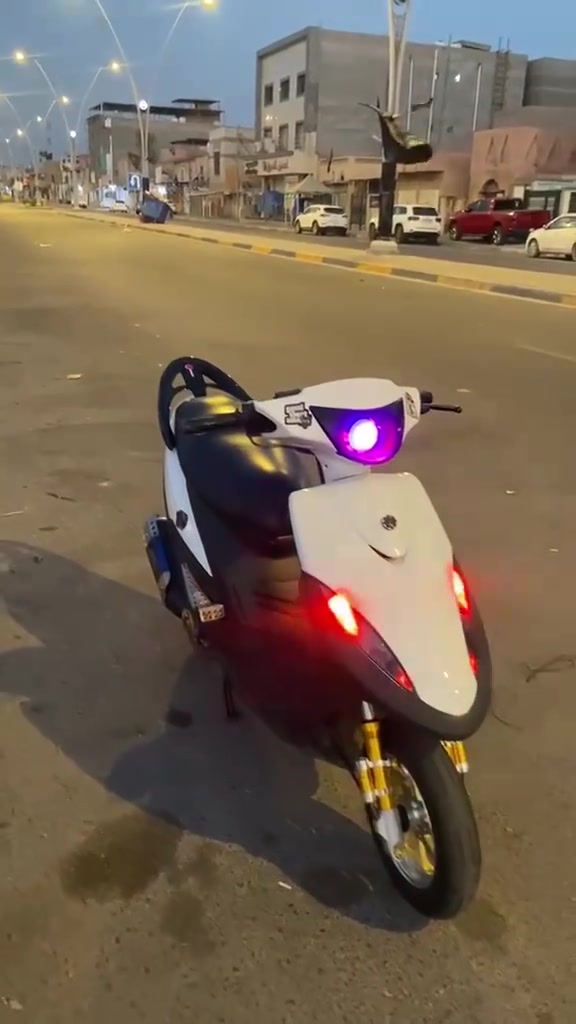 دراجه اخت جديدة للبيع دراجة ماكس – نظيفة ومرتبة
دراجة ماكس بحالة حلوة، شكلها مرتب بوشه 55 مزوده وتفاصيلها واضحة بالصور.
تشغيل وأداء زين
الدراجة جاهزة شغل واطلع
السعر: [725 وبيها مجال حك جيه]
المكان: [ البصره الاصمعي شقق الفاو ]
للاستفسار: *********** المراسله فقط واتساب 
الشراي يتفضل ويدلل 
وملاحضه مكفوله من سرقه ♥️
