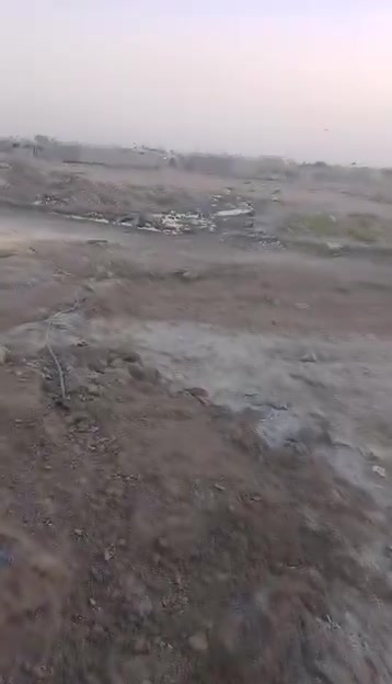 السلام عليكم قطعه زائد بيت بحي الفلاح مقابيل بيت ابو ضايف مساحه البيت 140 بيت يحتوي على غرفه وصحيات بي الزراعي السعر الخاص يرهم بيع ومراوس القطعه اللي قدامه 100 ماتور القطعه للبيع وحدها والبيت للبيع موديل اثنين ابيعهن بيعه ومراوس الاستفسار على هذا الرقم بي مولد يمك كهرباء قويه الرئيسه قريب عليك شارع العام يبعد 150 متر كهرباء خير من الله شوارع سمبيس الاستفسار على هذا الرقم بواتساب ***********
