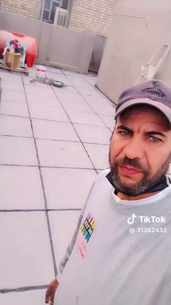 السلام عليكم اشتغل ماستك للسطوح. هذا رقمي وعملي***********
