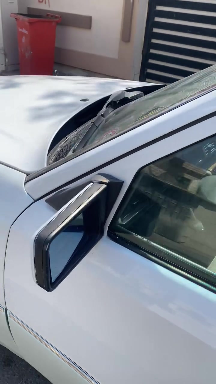 مرسدس دب  للبيع  موديل ٨٨ abs محدث ٩٨ سياره تخبل نضيفه باسمي تحويل ثاني يوم رقم مميز سليمانيه بيه ملاحضات بسيظه مكينه ٣٠٠٠ vvti  قواعد دبلات سليمه السعر ٦٥ وبيه مجال قليل للشراي التواصل مع الرقم واتساب فقط ***********

