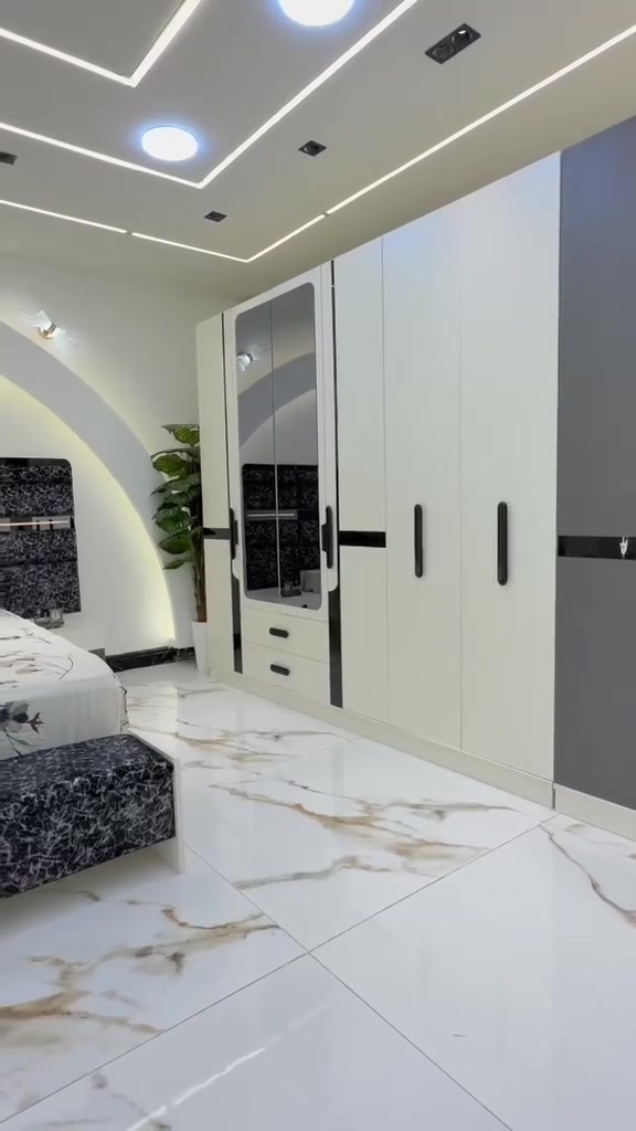 *موديل  روزا  الكريمي*

*10 قطع 
قياس  الكنتور مع ملحق 330*سم 

❇️ قياسات ضخمه 
❇️ ميز تواليت *عملاق* 🥇🥇
❇️ اللون الجديد المتميز 
❇️ السرير والشازلونه مخزن
⭕️ زجاج برونزي مطلي  و *مطّرش*

❇️ إناره بالكومديات ✨✨✨

❇️ المصنع الأصلي 
❇️ برغي حديد 

⭕️ سكك ثلاثيه المراحل ⭕️

*ضهر الغرفه بلوك بالكامل*

🚛 توصيل وشد داخل بغداد مجانأ ✔️
🚛 توصيل وشد لكافة المحافضات وبأنسب الاسعار ✅
للحجز والاستفسار مراسلة الصفحة
او ع الرقم التالي
***********

#يارب #ترند #مشاهير #بغداد #كومنت
