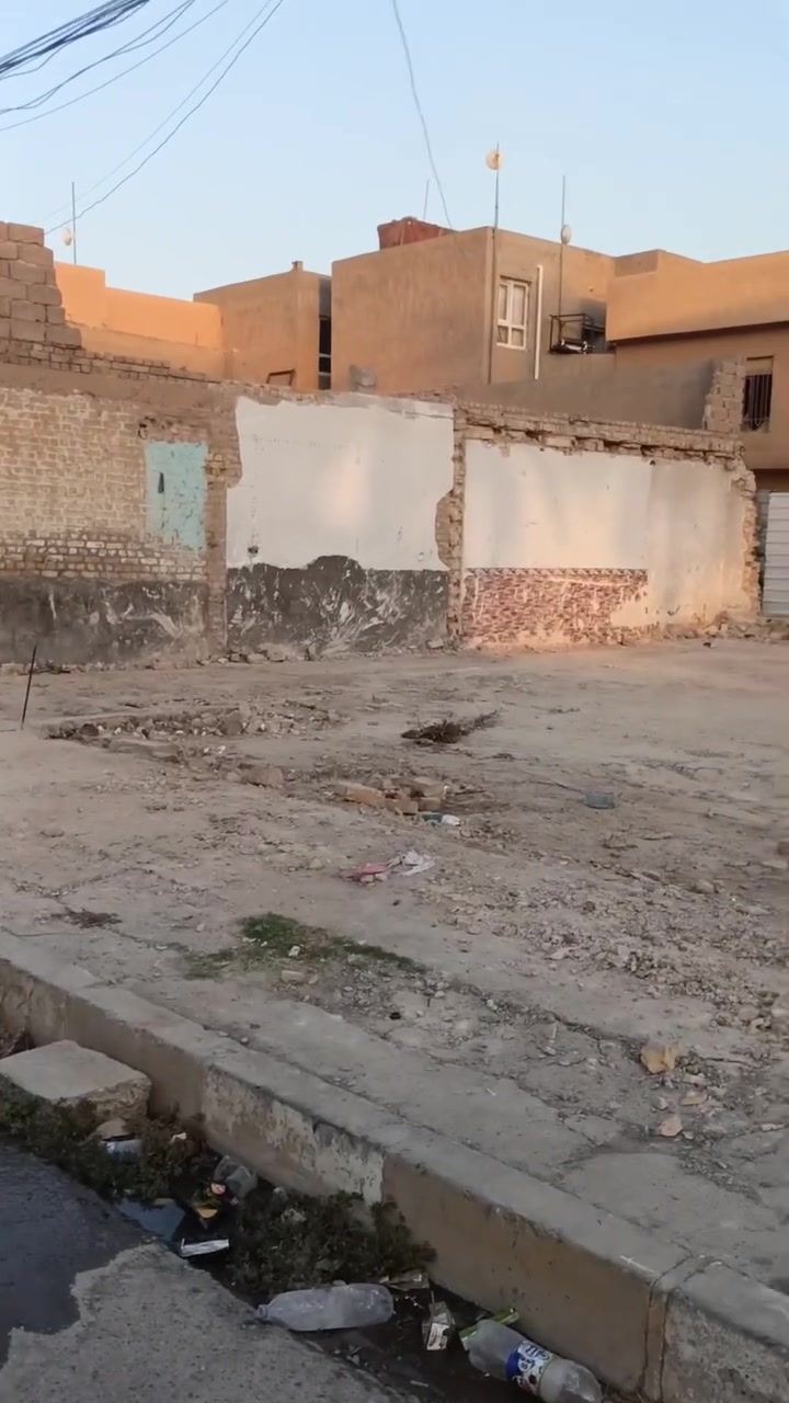 الحي العصري • ركن • ١٧٥م